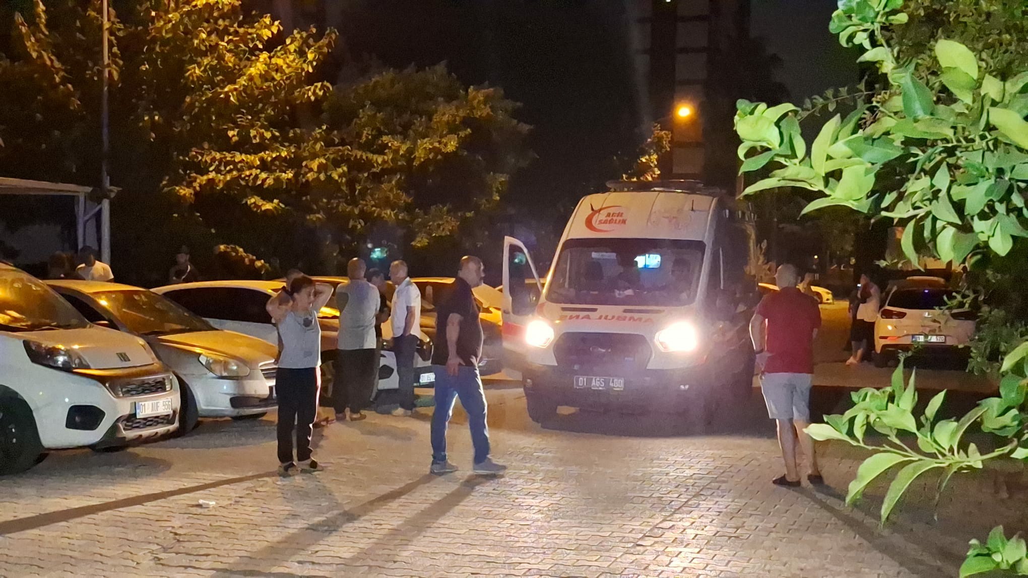 Boşanmak isteyen eşini uykuda katletti