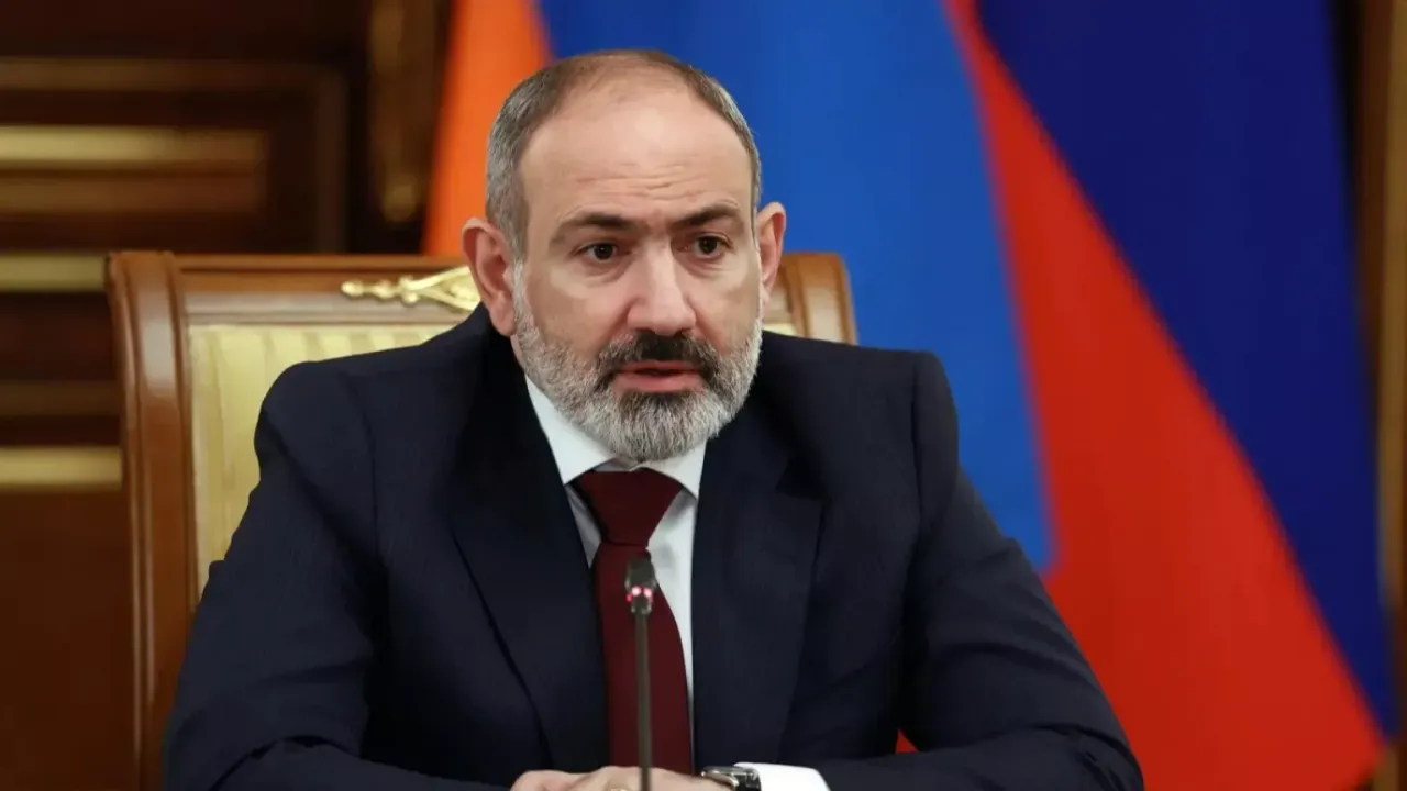 Paşinyan’dan seçim öncesi anayasa mesajı
