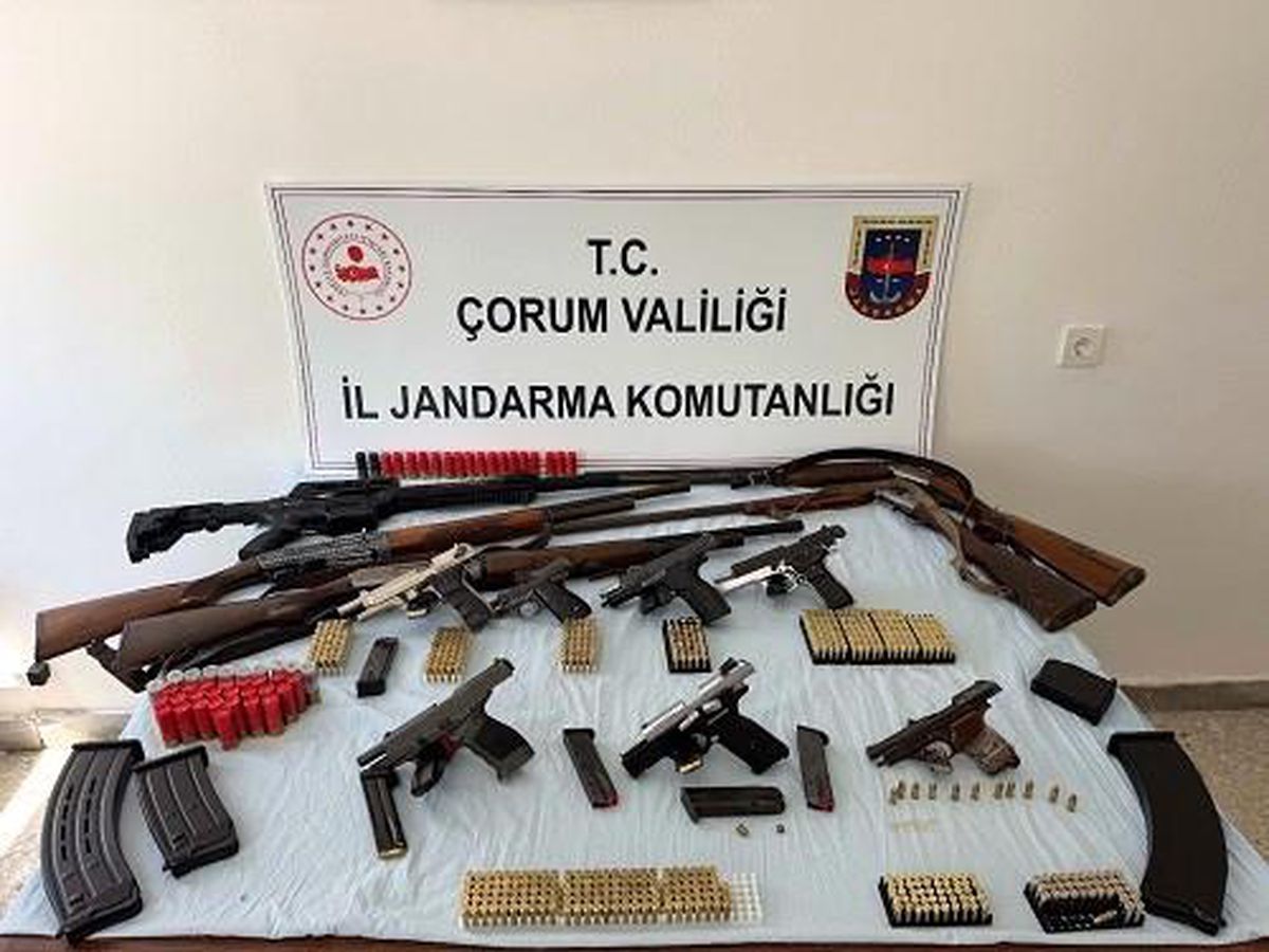 Çorum'da bu yıl kutlamalarda havaya ateş açan 28 kişiye adli işlem yapıldı