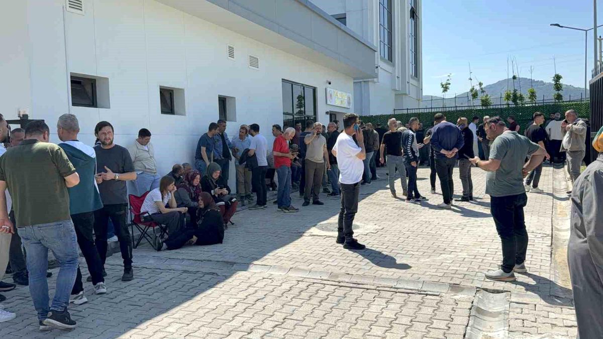 Samsun'da elektrik faciası: 3 işçi akıma kapıldı