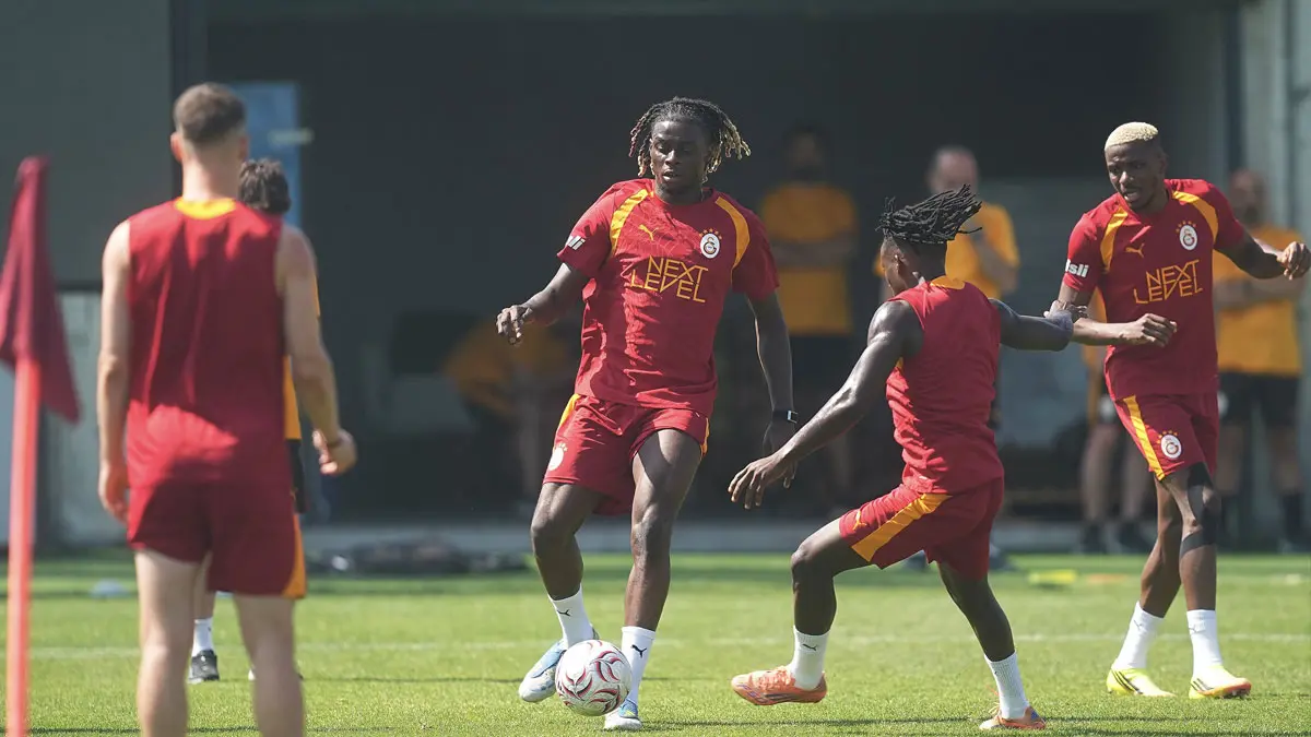 Galatasaray, Okan Buruk yönetiminde yeni sezona hazırlanıyor