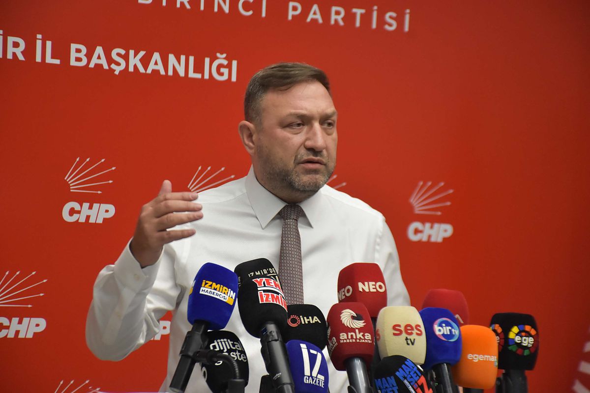CHP İzmir İl Başkanı Gümrükçü: Cemil Tugay'ı parti saflarına davet ettim