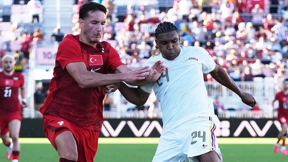 Trabzonspor'dan savunmaya takviye! Hedef Venezuelalı Christian Makoun