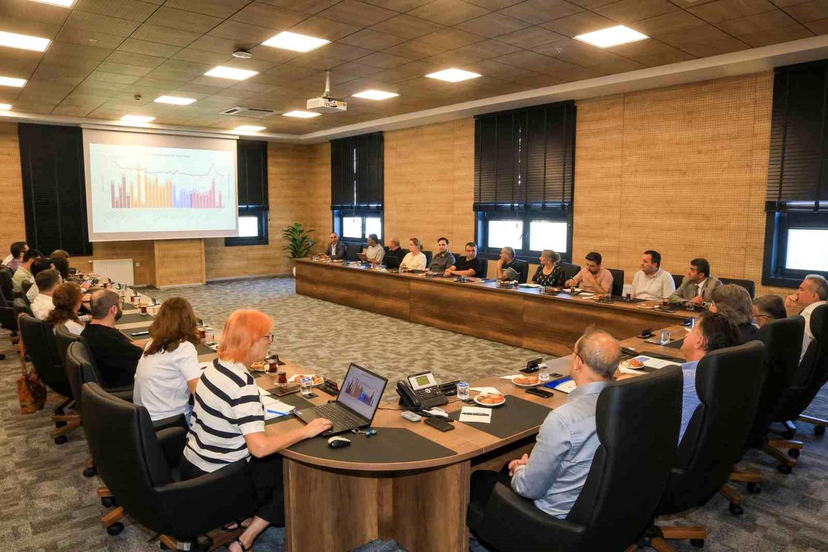 BUÜ'de "Araştırma Ekosistemi" kararlılığı güçlenerek devam edecek