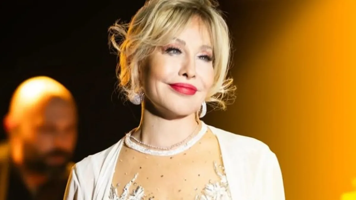 Emel Sayın'ın sağlık sorunları konserlerini erteletti