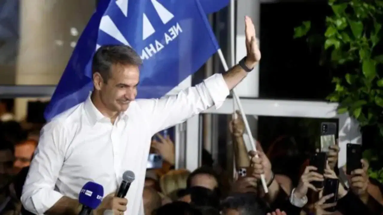 Çipras yeniden sahnede