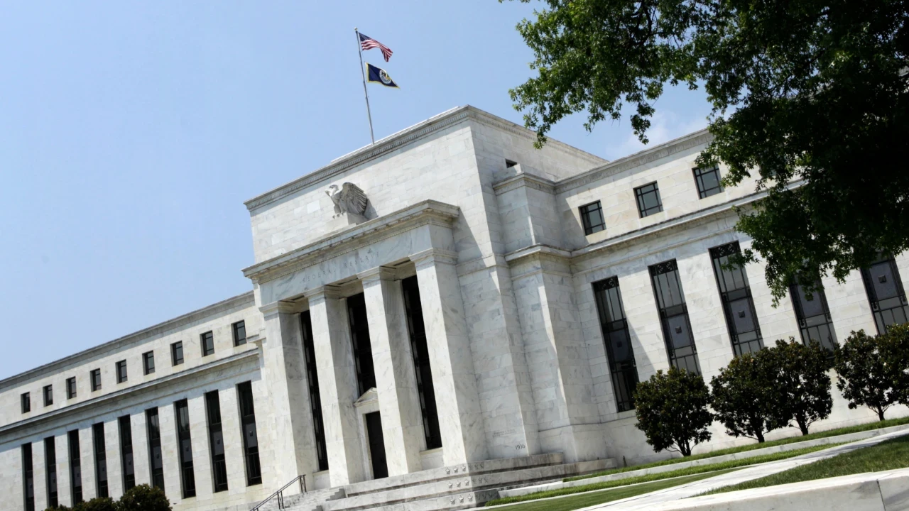 Fed raporu: "Yapay zeka yatırımları büyümeyi destekledi"