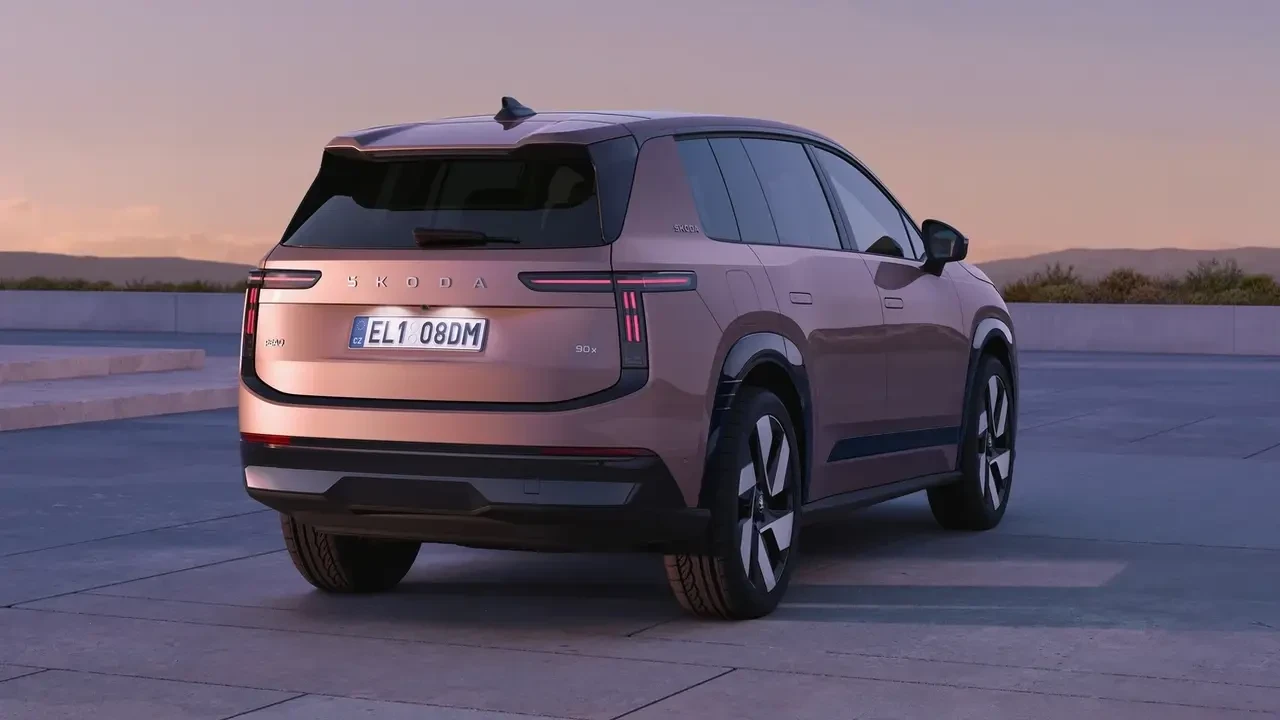 Skoda tarihin en büyük SUV modeli Peaq'i tanıttı: İşte otomobilin özellikleri...