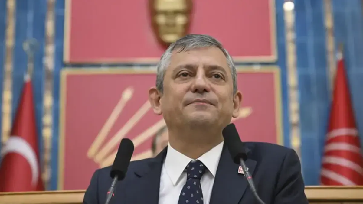 Özgür Özel'in 'CHP faturası' Abdulkadir Selvi yazdı: Türk siyasetinde ikinci bir örneği yok