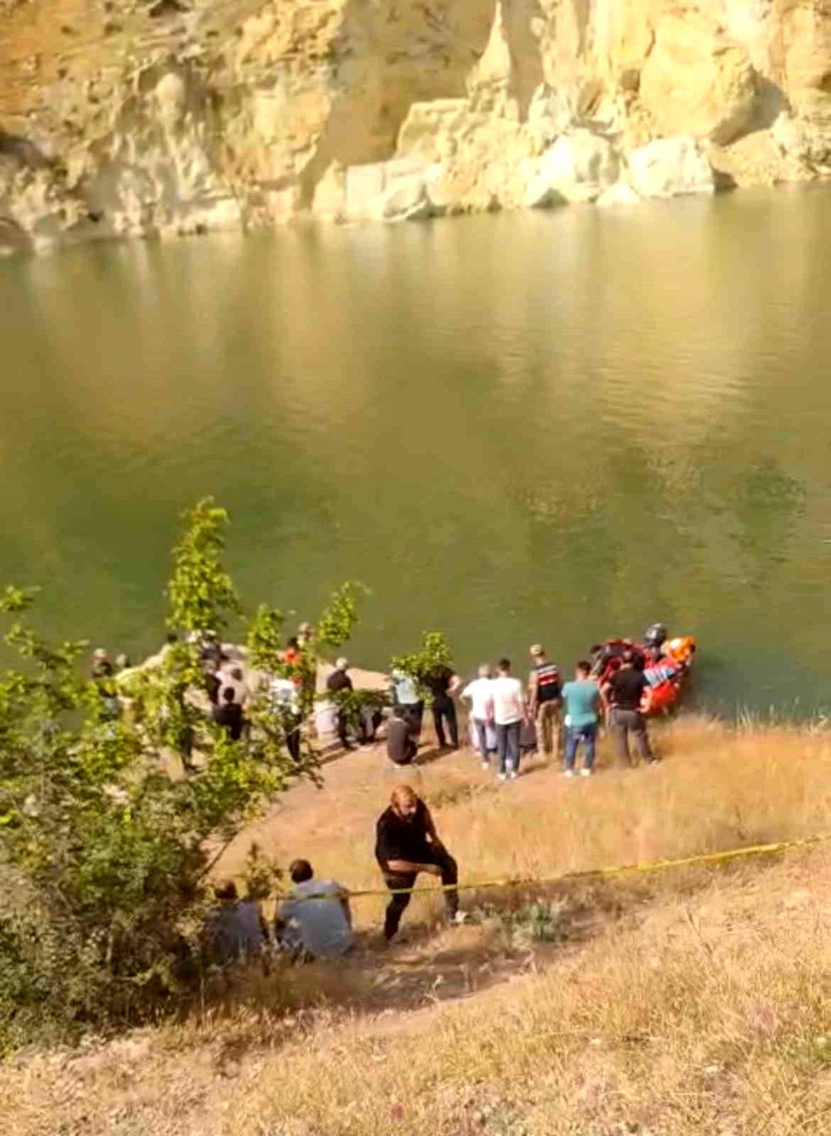 Siirt'te Botan Çayı'na giren çocuk kayboldu