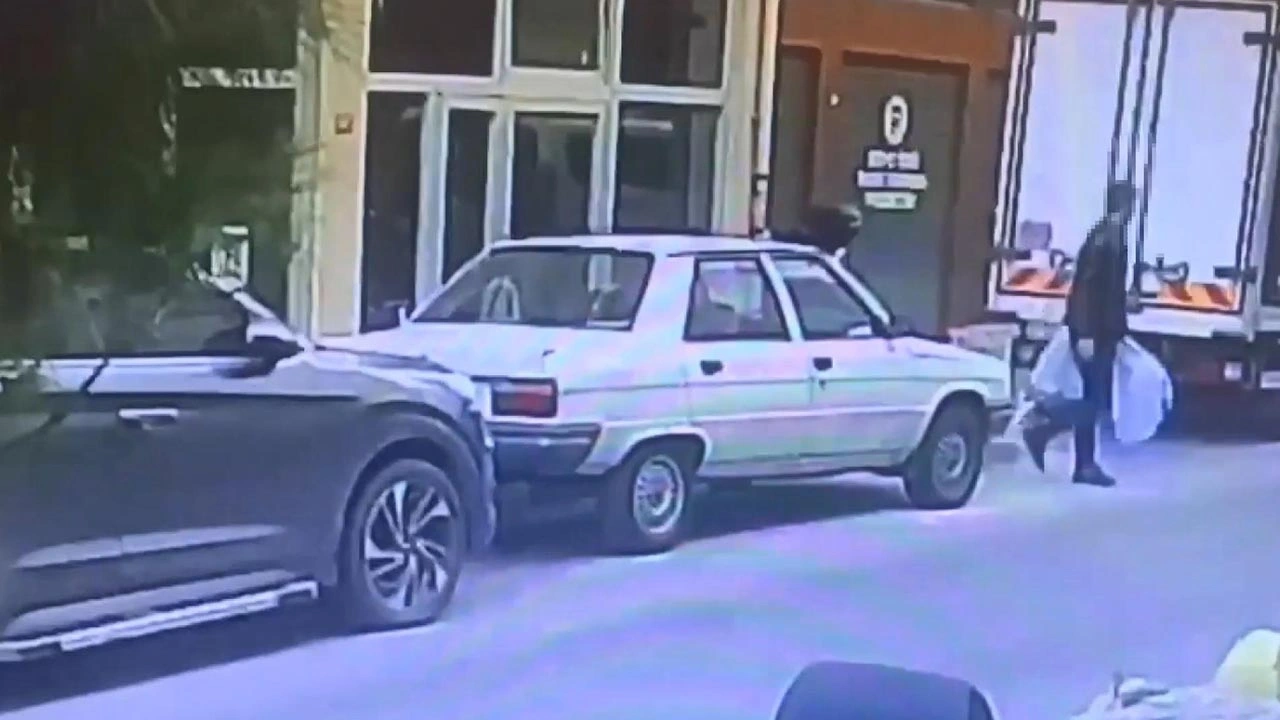 Bayram tatilinden dönen fırıncı 280 tepsiyi yerinde bulamadı