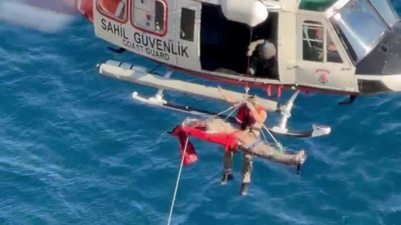 Uçurumdan denize uçan otomobilin sürücüsü hayatını kaybetti