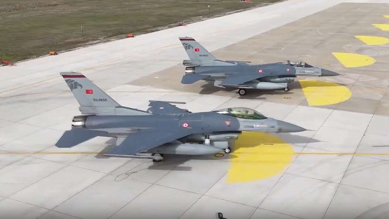 F-16'lar Karadeniz semalarında eğitim uçuşu gerçekleştirdi