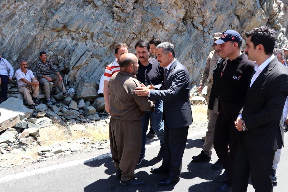 Vali Ekici, Habur Çayı'ndaki arama çalışmalarını yerinde inceledi