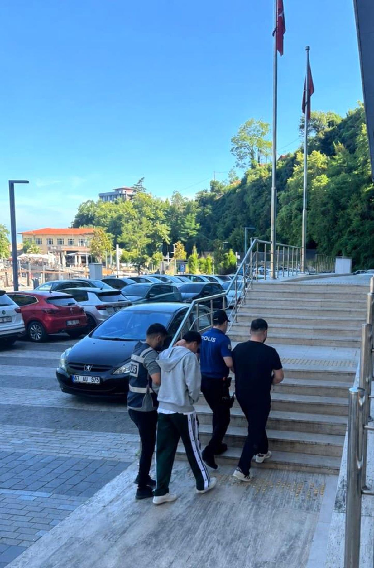 Zonguldak'ta fuhuş operasyonunda 2 tutuklama