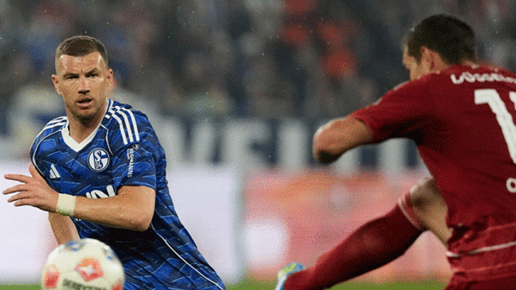 Edin Dzeko geleceği için kararını verdi! İmzalar atılıyor
