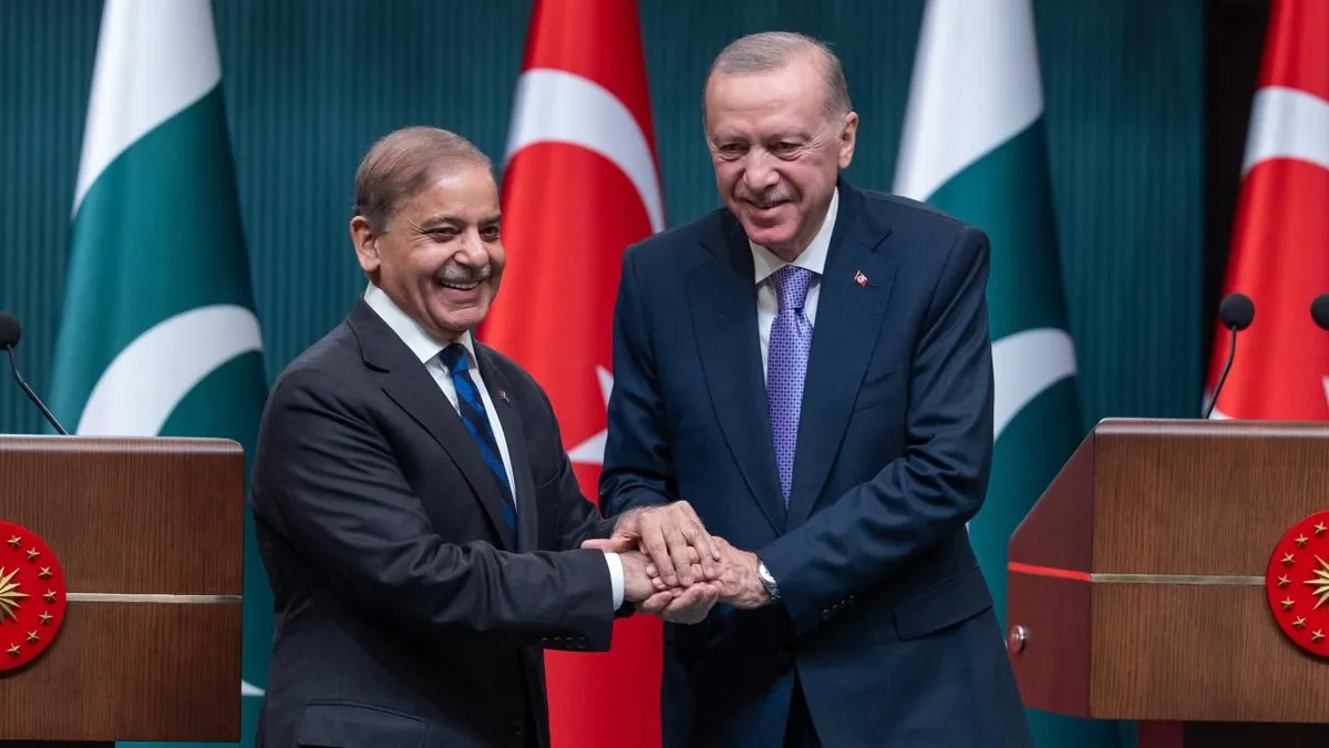 Türkiye ile Pakistan ekonomik ortaklıkta vites yükseltecek: Ticarette hedef 5 milyar dolar