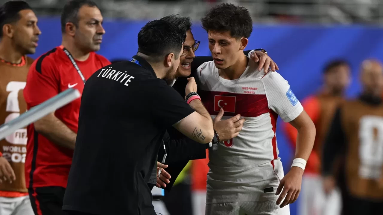 Vincenzo Montella'nın tercihleri sonuç vermedi: Milliler, Dünya Kupası'nda Paraguay'a diş geçiremedi