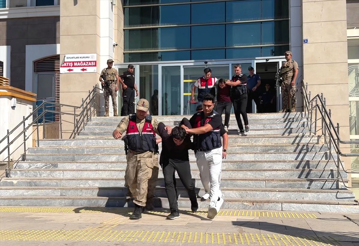 Şanlıurfa'da cinsel saldırı iddiasıyla 14 şüpheli tutuklandı