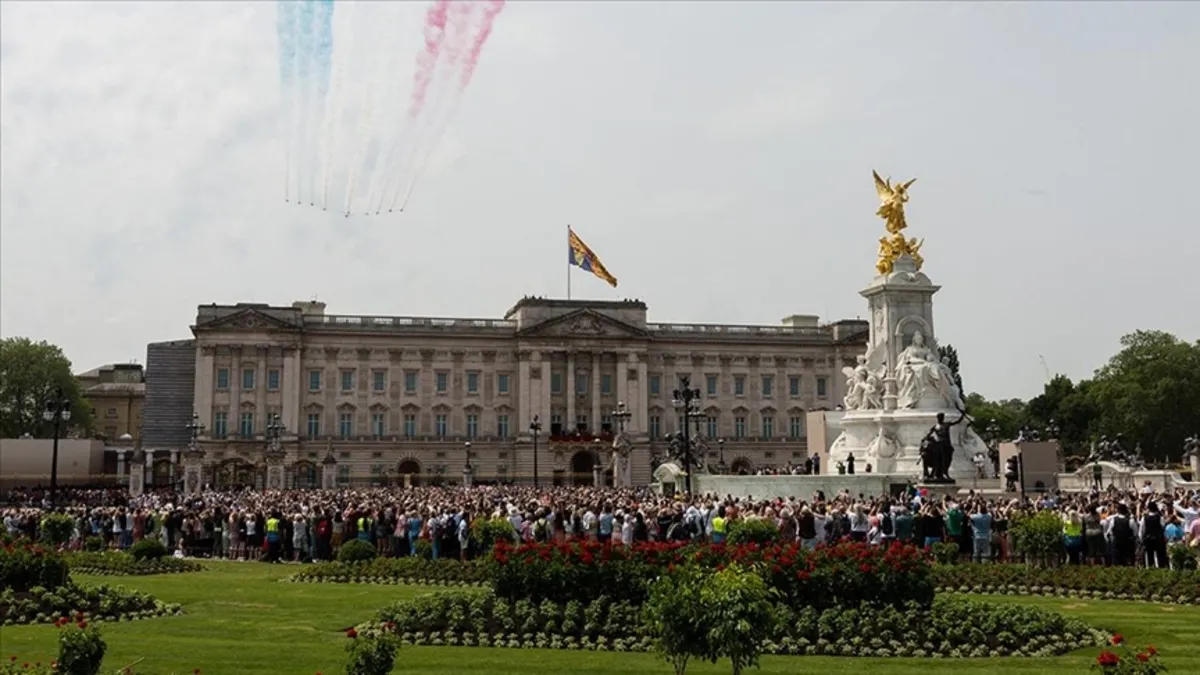 Kral Charles 190 yıllık geleneği bozdu! Buckingham Sarayı artık resmi ziyaretlerin adresi