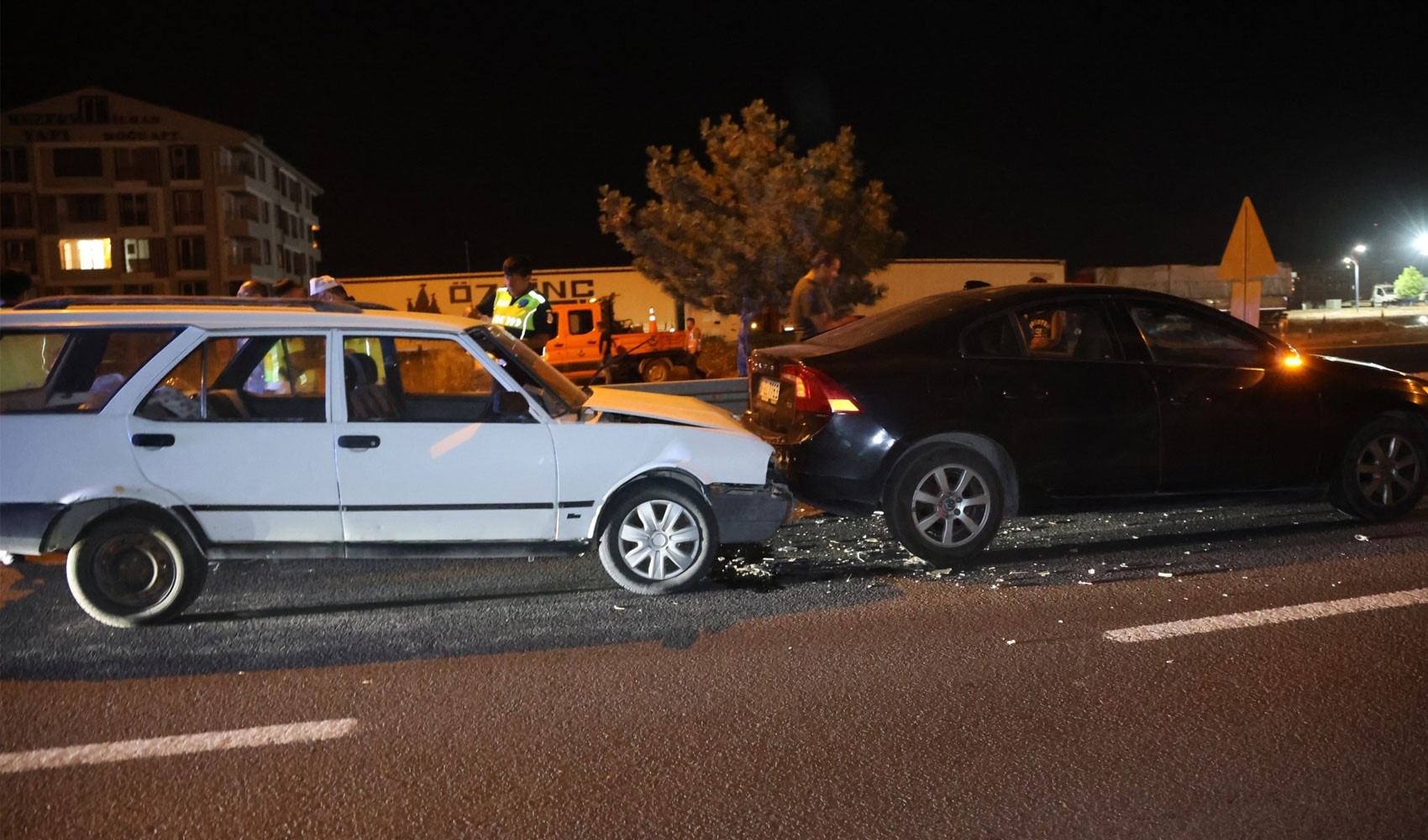 Trafikte selektörlü tartışma kazayla bitti