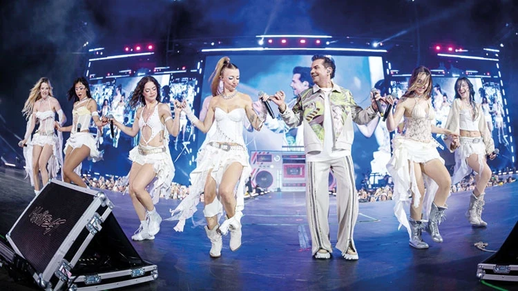 Manifestival’de Kenan Doğulu coşkusu