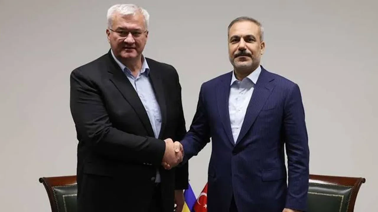 Bakan Fidan Ukraynalı mevkidaşı Sybiha ile görüştü: 2 konu gündeme geldi