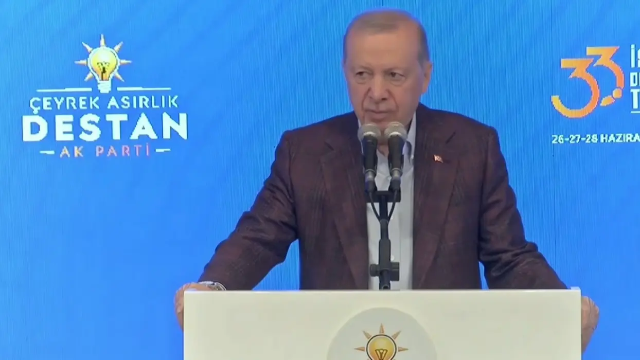 CHP'de koltuk savaşları... Başkan Erdoğan: Bu iç savaşın tarafı değiliz