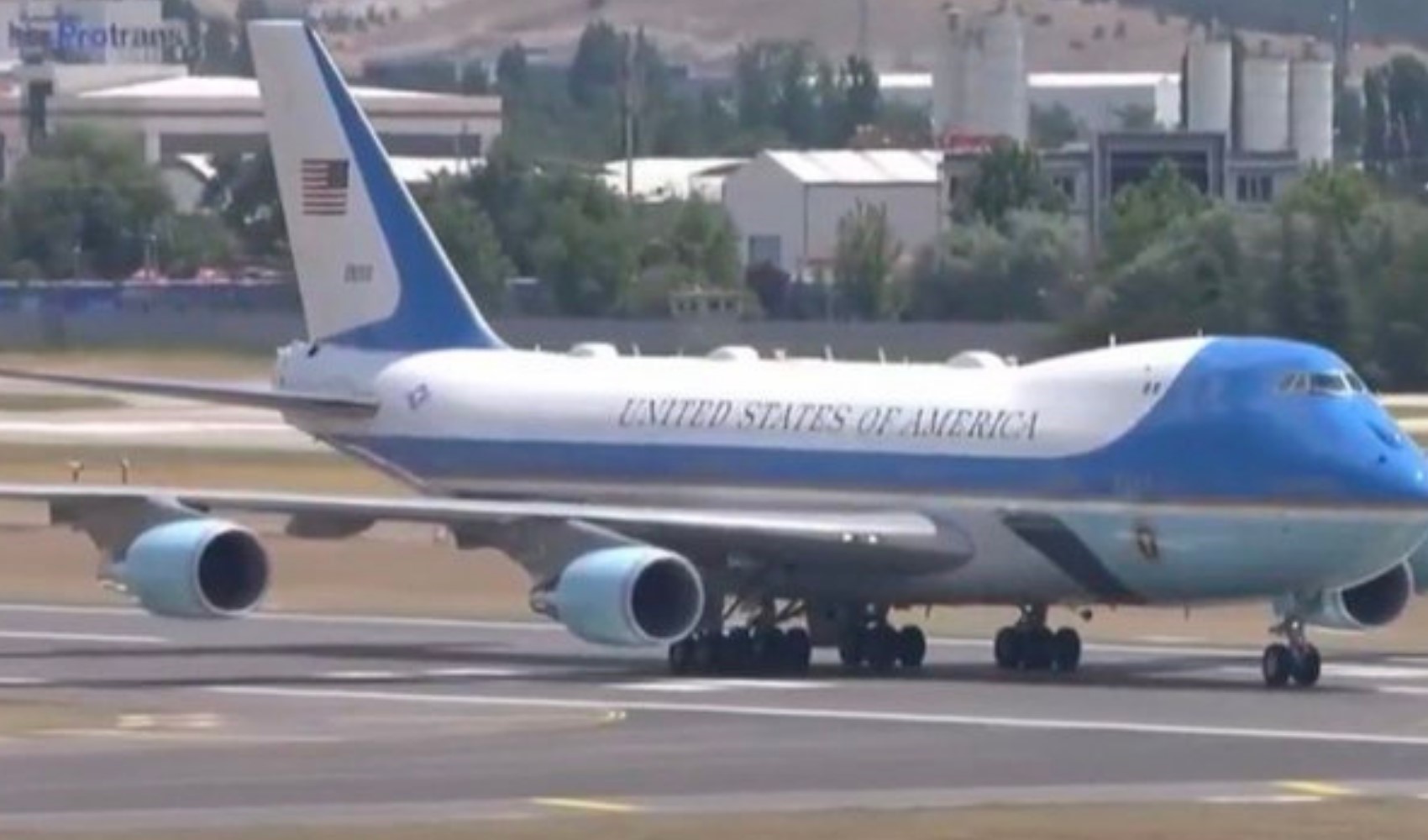 Son Dakika... ABD Başkanı Trump Ankara'da! Erdoğan karşıladı