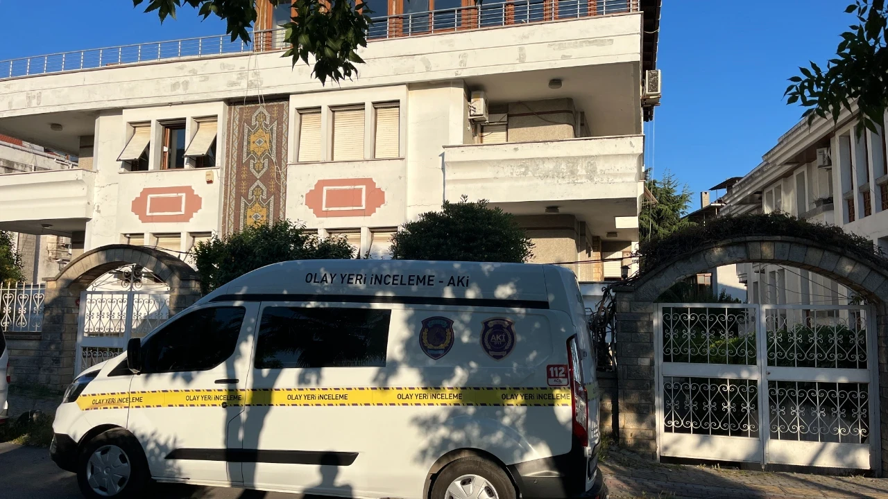 Bakırköy’de bir villada ağabey tartıştığı kardeşini silahla yaraladı