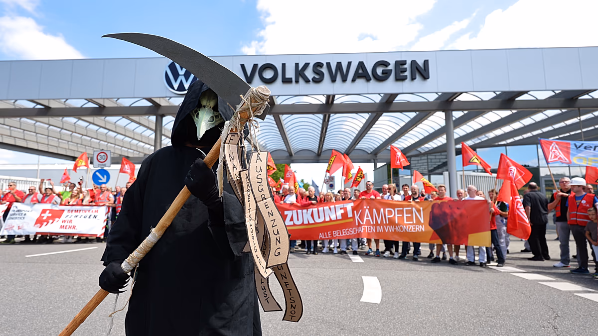 Volkswagen geleceğe dair planını açıkladı, işçi belirsizliği sürüyor