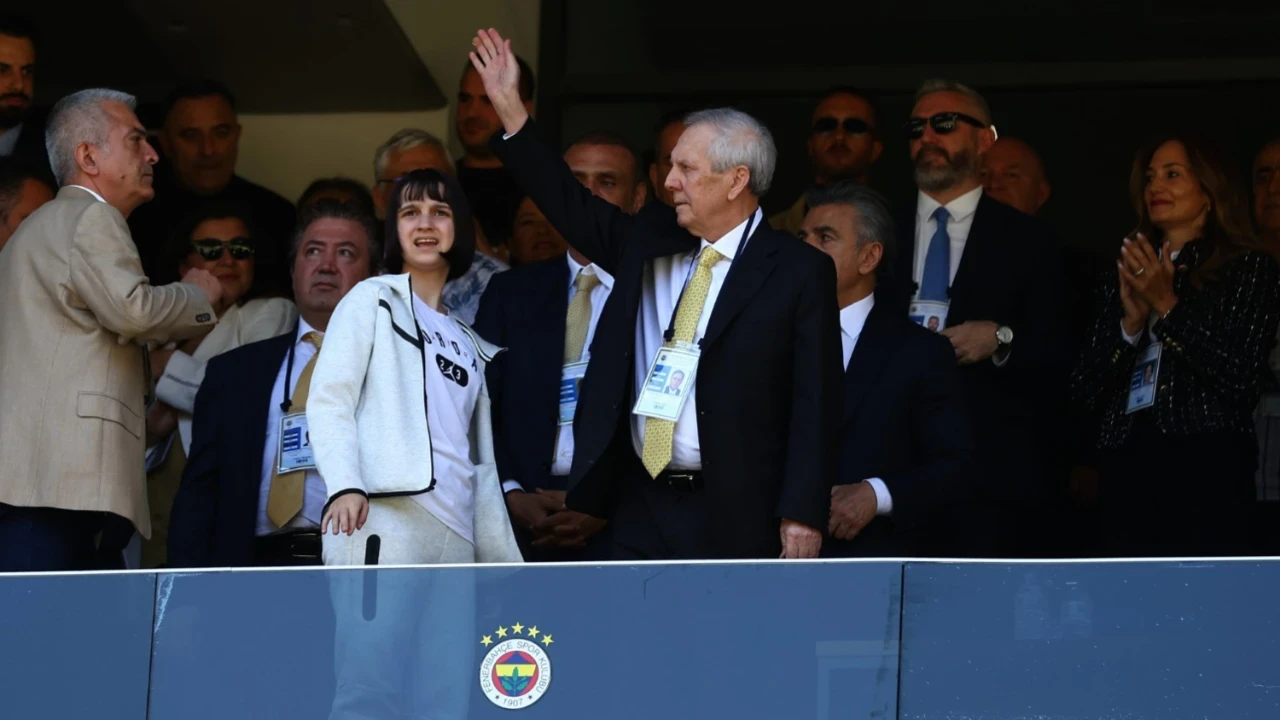 Aziz Yıldırım: 'Bu yaşında neden başkan adayı oldu?' diyorlar