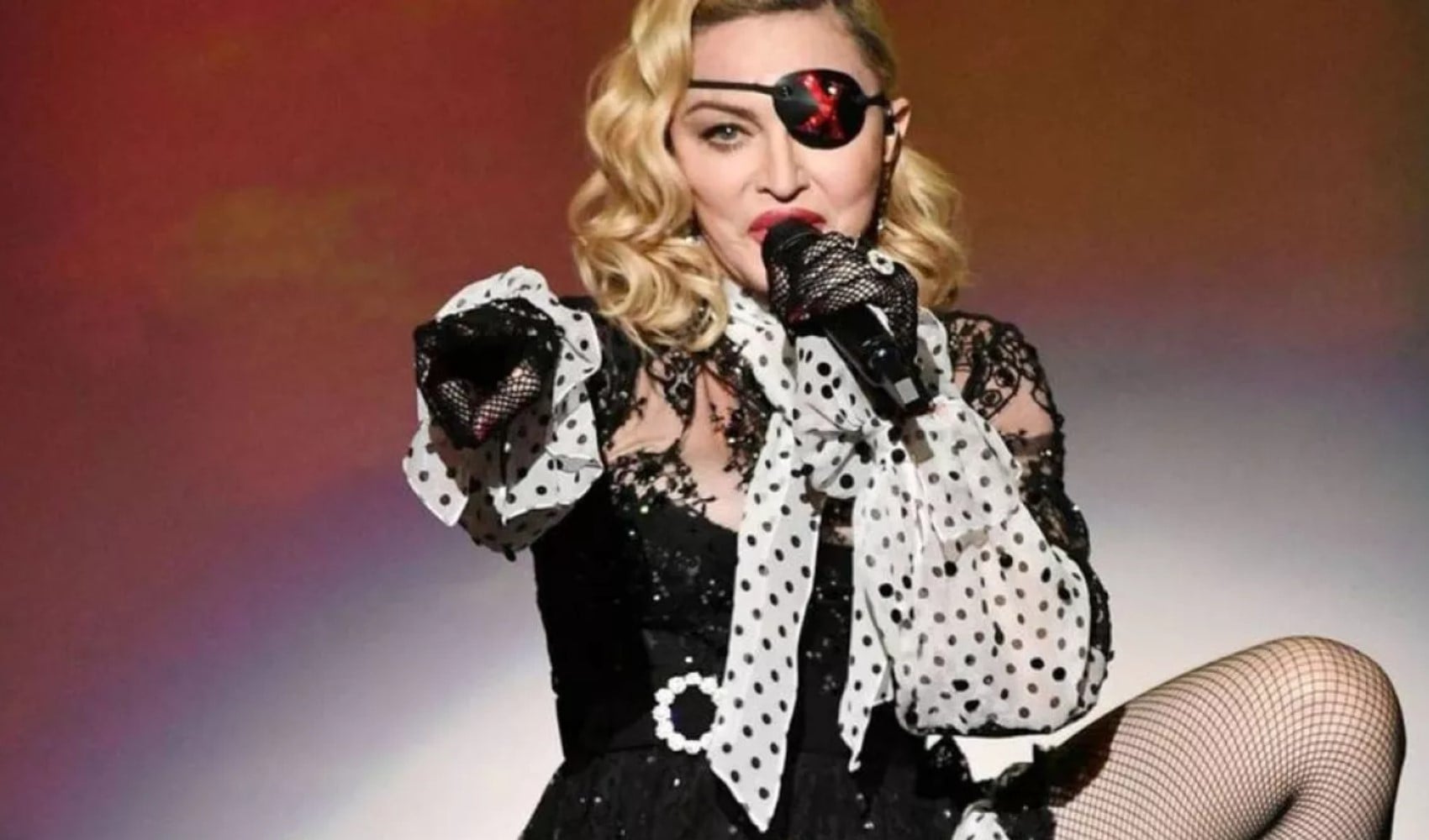 Madonna’nın biyografi filmi bütçe engeline takıldı: ‘Büyük hayatıma büyük bütçe gerekiyordu’