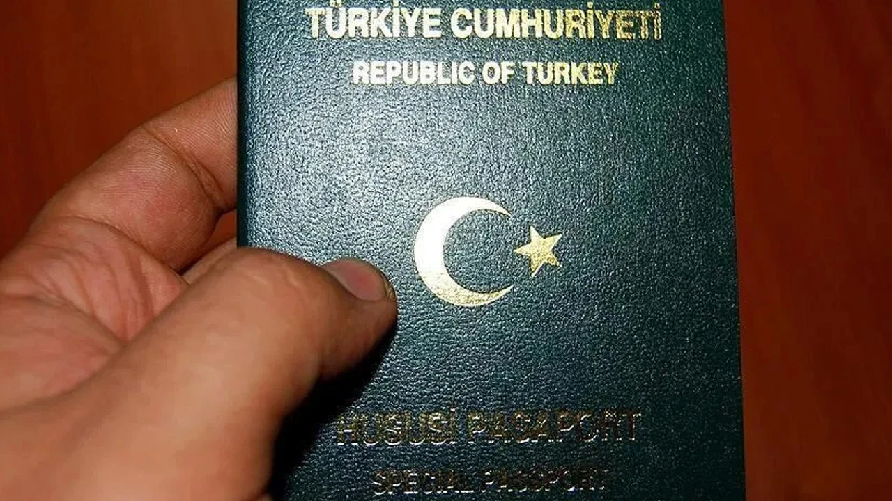 Öğretmenler dikkat! Yeşil pasaportta evrak dönemi bitti