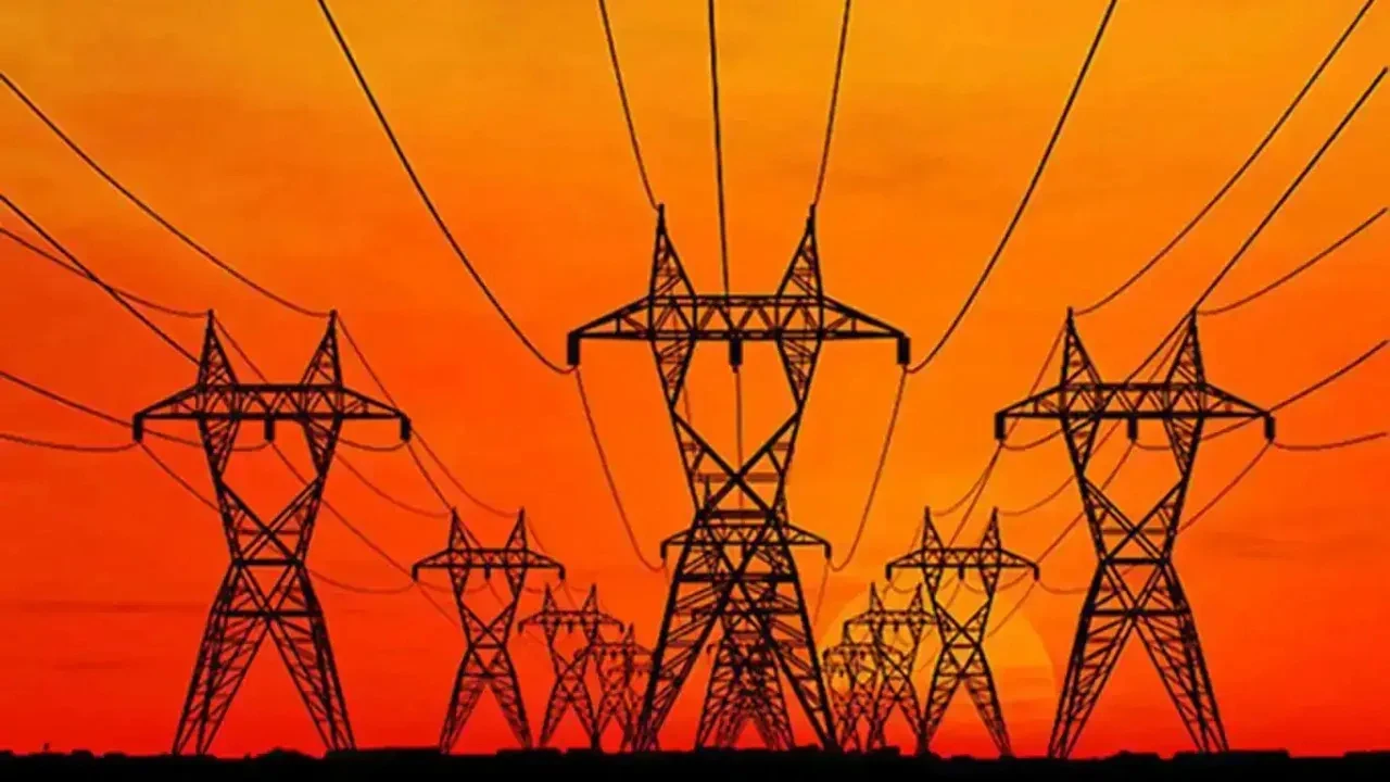 Elektrikte en yüksek fiyat akşam saatlerinde oluştu