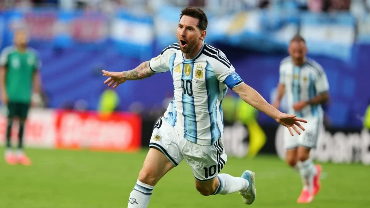 Messi Dünya Kupası tarihinin en golcü oyuncusu oldu