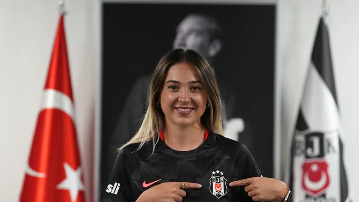 Beşiktaş, Berna Yeniçeri’yi transfer etti!