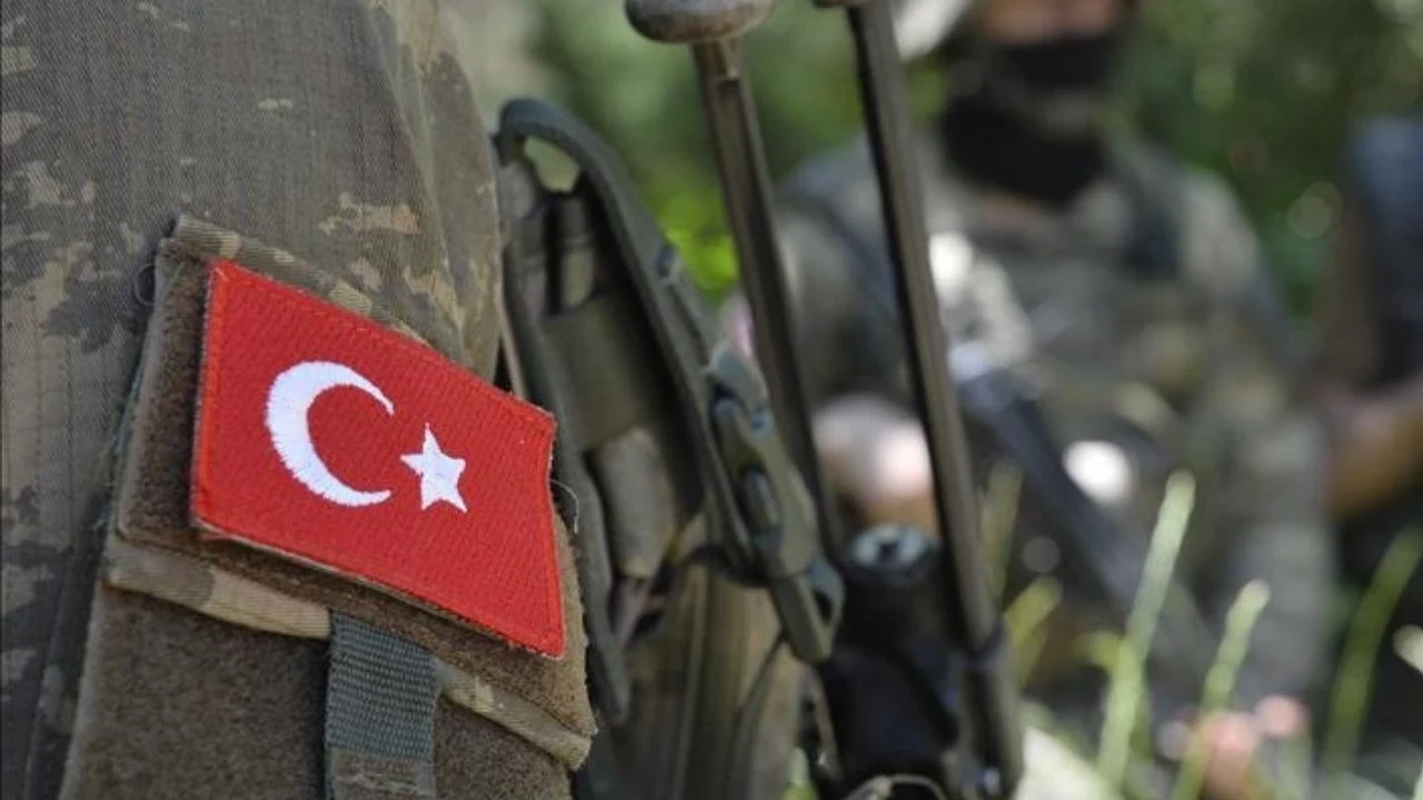 Askerler için kritik düzenleme! AK Parti TBMM’ye sundu: Kamuda istihdamları sağlanacak