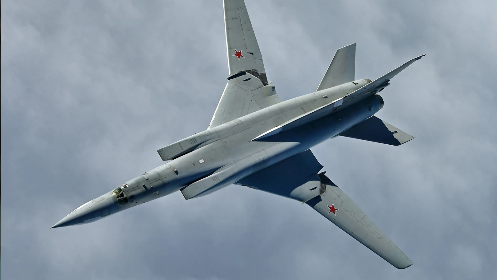 Rusya’da stratejik bombardıman uçağı düştü