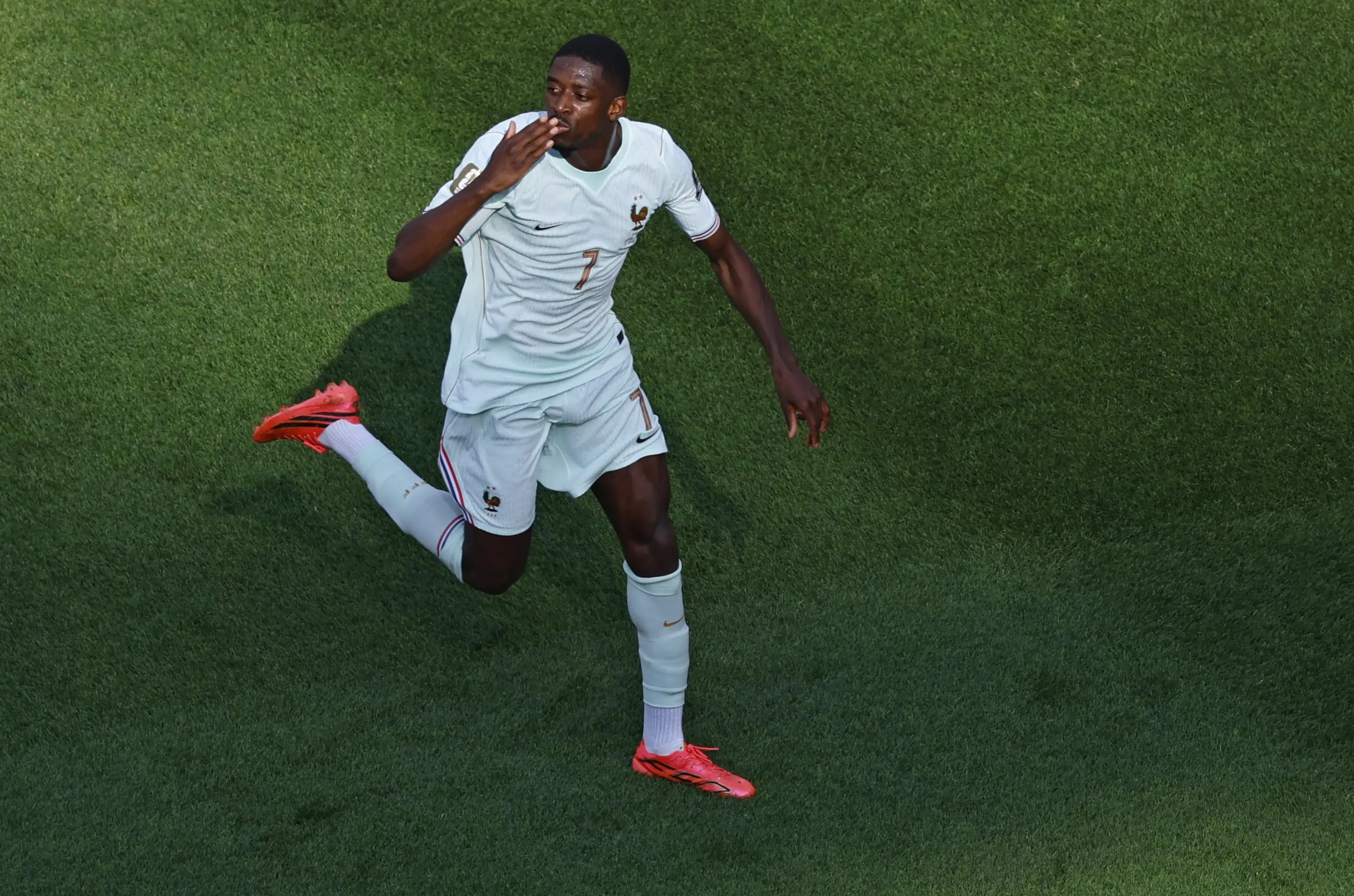Suudi ekibi Dembele'nin peşinde