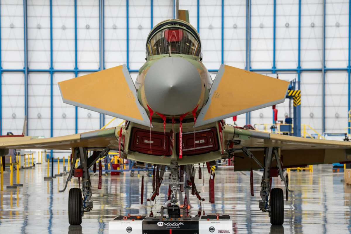 İspanya’nın yeni Eurofighter savaş uçağı ilk uçuşa hazır