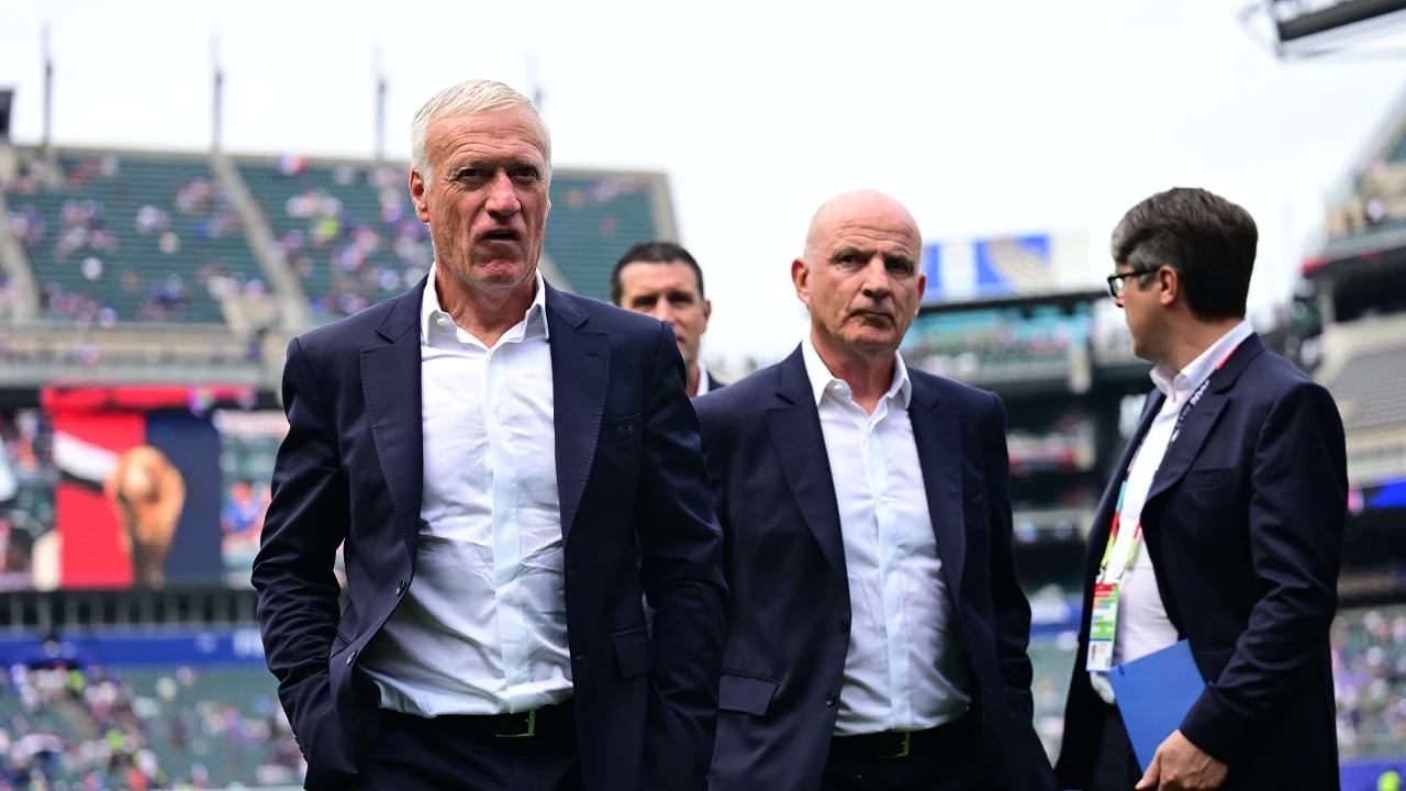 Fenerbahçe'ye bir kötü haber de Deschamps'tan geldi