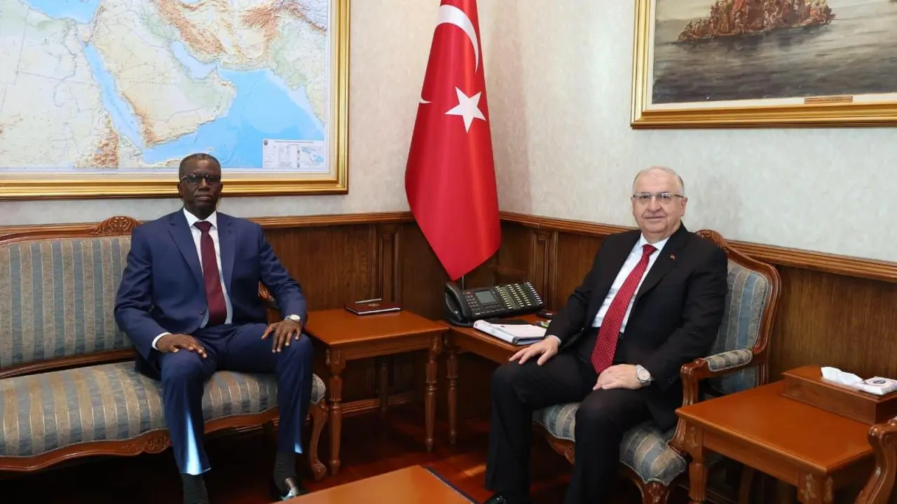 Bakan Güler, Nijer Savunma Bakanı Mody ile telefonda görüştü