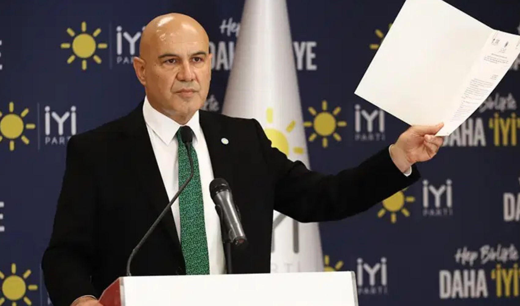 AKP Paris'teki tahkim davasını kaybetti: İYİ Partili Çömez 1,47 Milyar dolarlık cezayla ilgili 'işin aslını' açıkladı