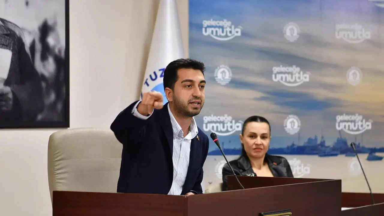 CHP'li Tuzla Belediye Başkanı Eren Ali Bingöl'ün İBB eleştirisi iddiaları güçlendirdi