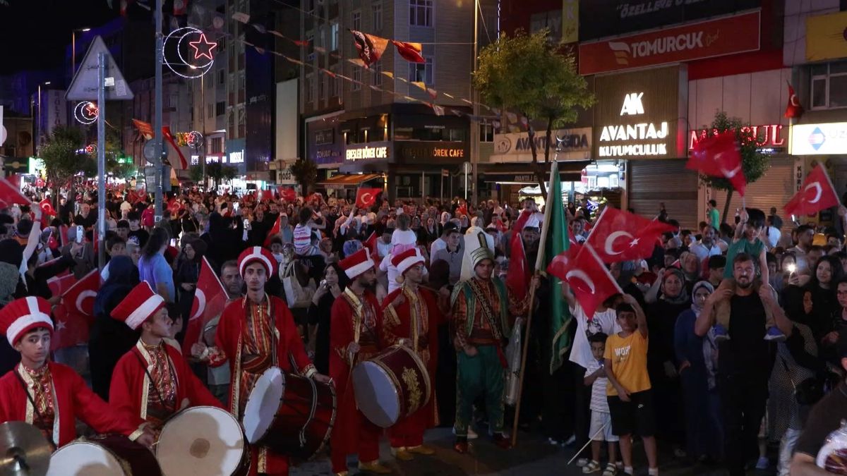 Esenler'de 15 Temmuz Demokrasi ve Milli Birlik Günü Anma Programı düzenlendi