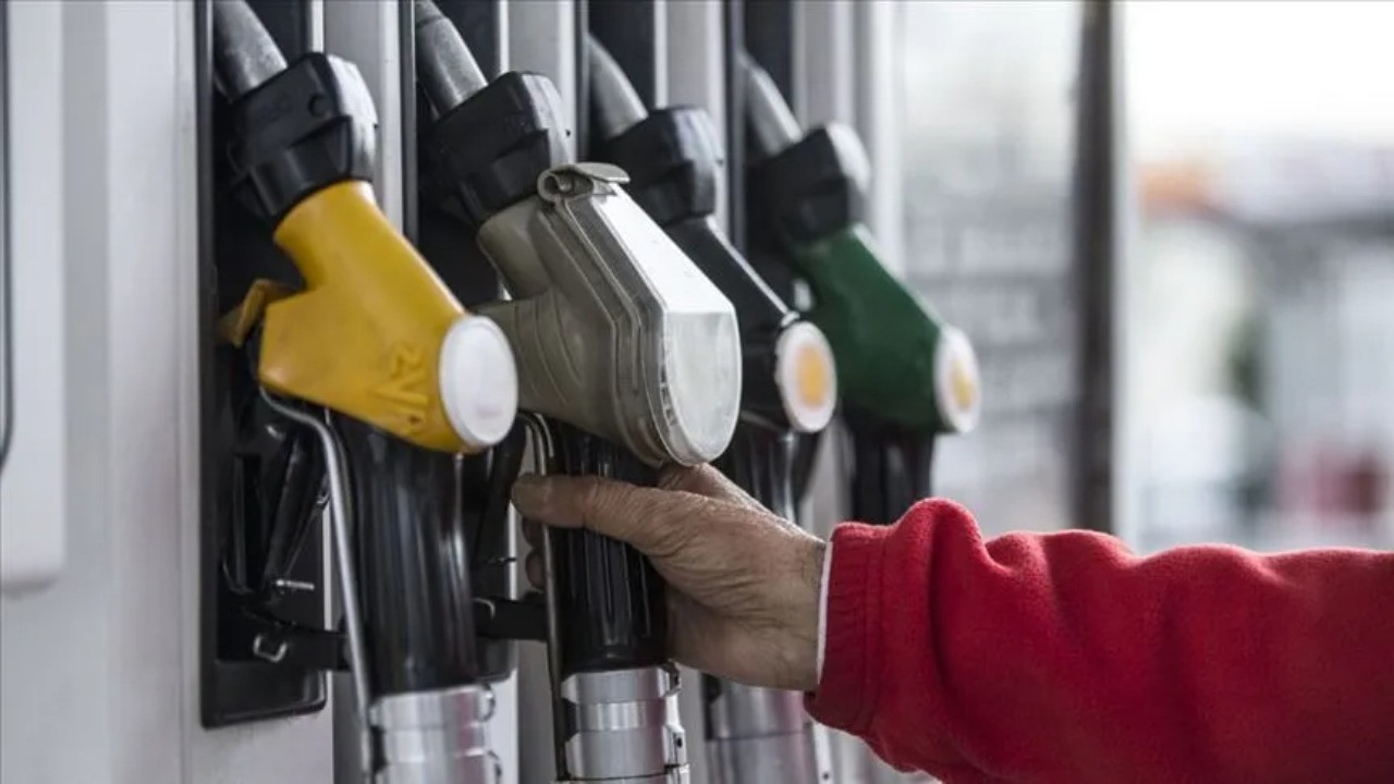 Benzine zam kapıda! Yeni rekor geliyor