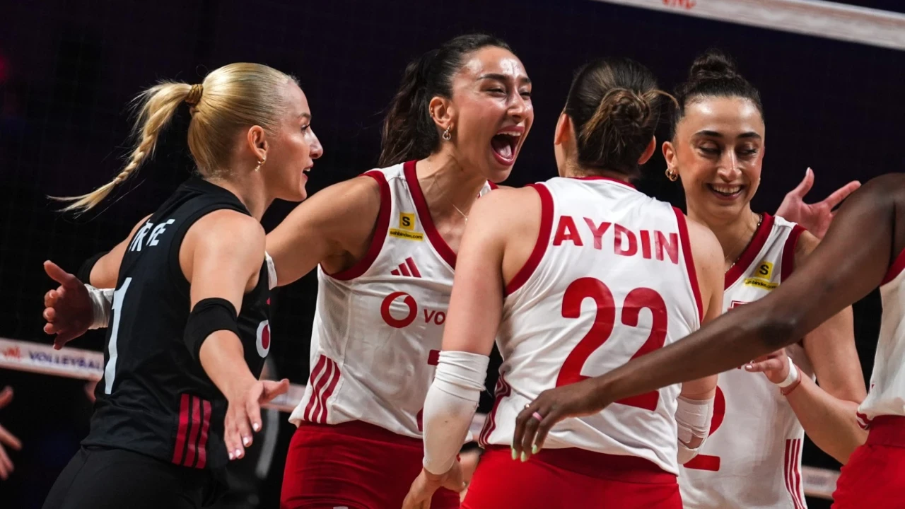 Filenin Sultanları final için sahada: Rakip ev sahibi Çin