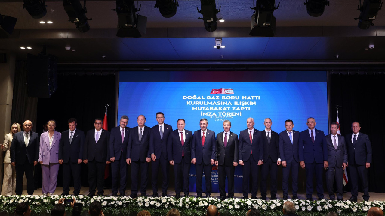 Türkiye ile KKTC arasında gaz hattı için imzalar atıldı