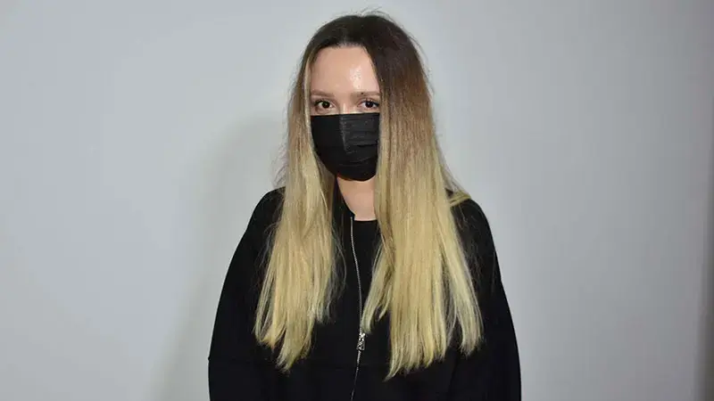 Betül'ü boynundan bıçakla yaralayan sanığa tutuklama kararı çıkarıldı